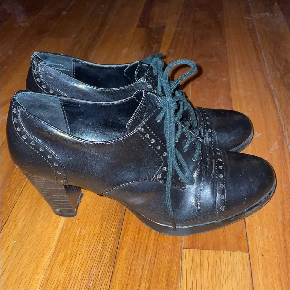 Anthropologie G.H. Bass Black Leather Lace-Up Heels.  Faith.  Size 7.5.